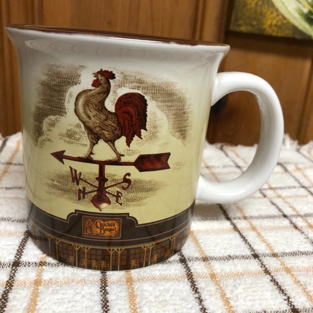 Cracker Barrel Old Country Store Fireplace Logs Ceramic Coffee Mug Cup 12 oz.